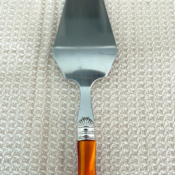 INOX Pie Server with Pearlized Handle - Picture 3 of 5